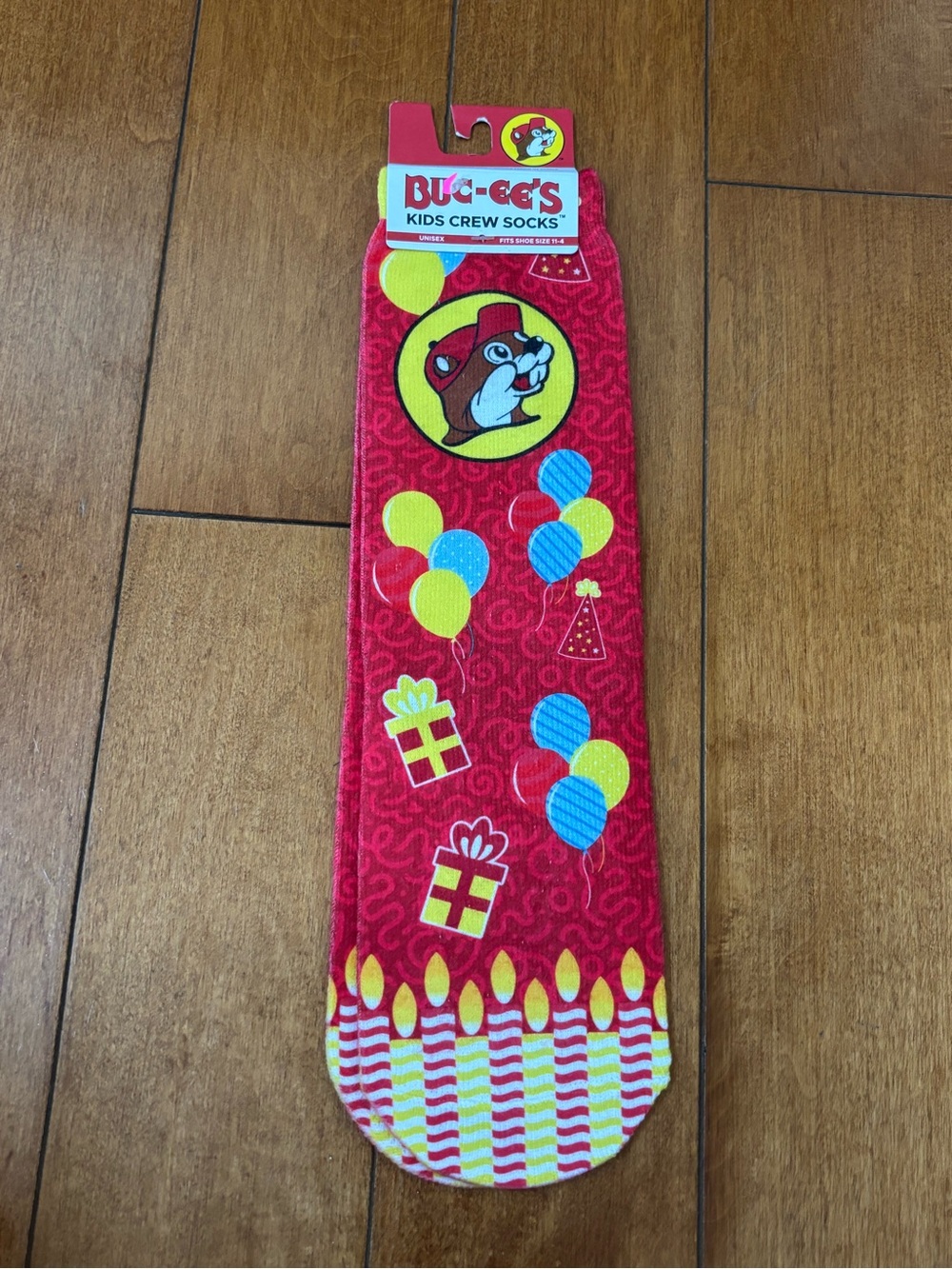 Buc-ees Kids Red Birthday Crew Socks Unisex Size 11-4 New